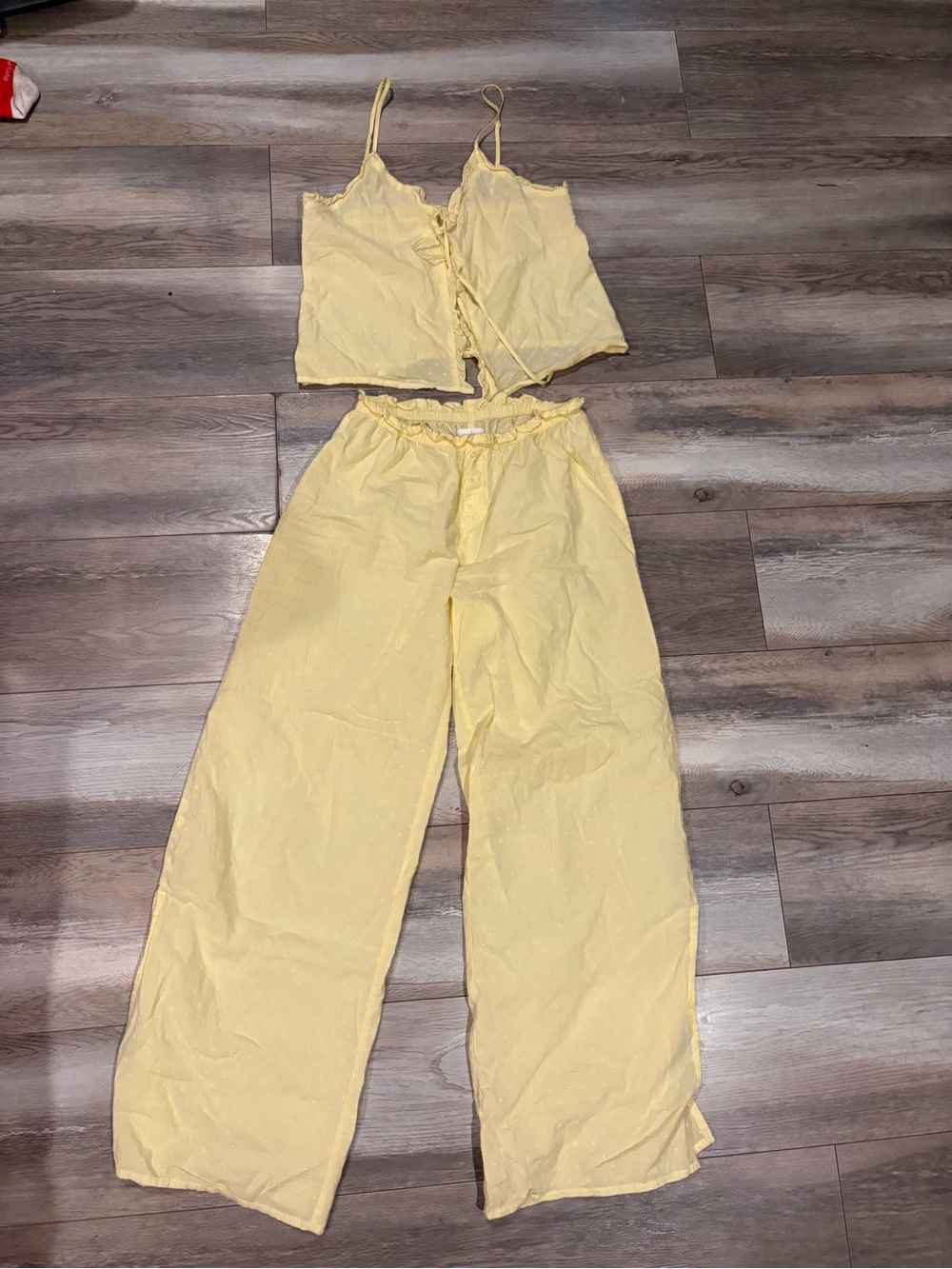 Colsie Pale Yellow Wide-Leg Lounge Set